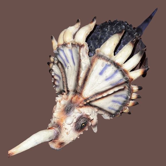 RARE DISNEY ANIMAL KINGDOM DINOLAND LARGE STYRACOSAURS RUBBER SOFT DINOSAUR 25” - Picture 1 of 4